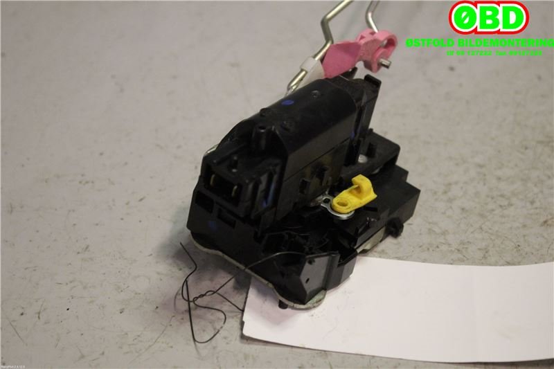 Låsekasse venstre bak til Dacia Duster 2010-2017 (Type I)  (1.5 DCI K9K-898|825031894R|825031439R|)