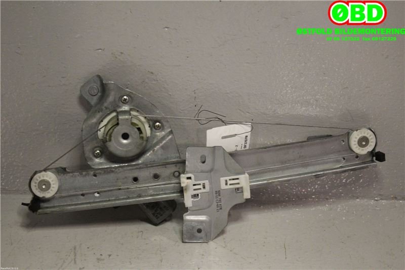Ruteheis venstre bak til Dacia Duster 2010-2017 (Type I) (1.5 DCI K9K-898|827211875R|827211273R|)