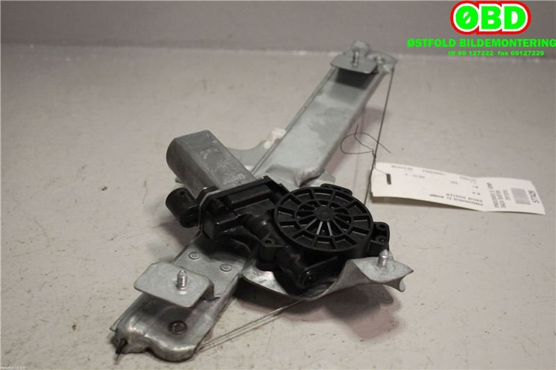 Ruteheis venstre bak til Dacia Duster 2010-2017 (Type I) (1.5 DCI K9K-898|827211875R|827211273R|)