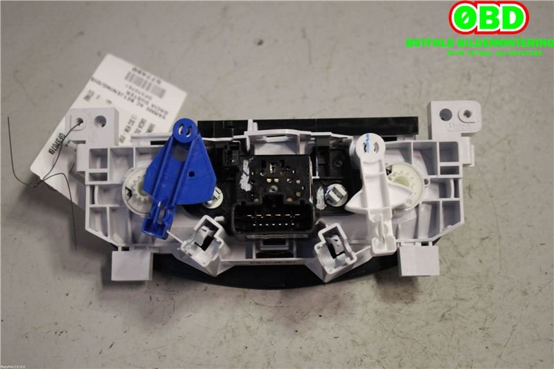 Varmeapparat betjening til Dacia Duster 2010-2017 (Type I) (1.5 DCI K9K-898|)
