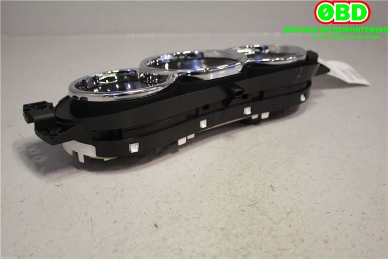 Instrumentpanel til Dacia Duster 2010-2017 (Type I)  (1.5 DCI K9K-898|248106951R||248102645R)
