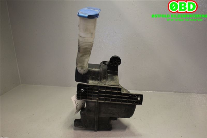 Spylertank til Škoda Fabia 2010-2014 (Type II, Fase 2)  (SKODA|6R0 955 453 G|)