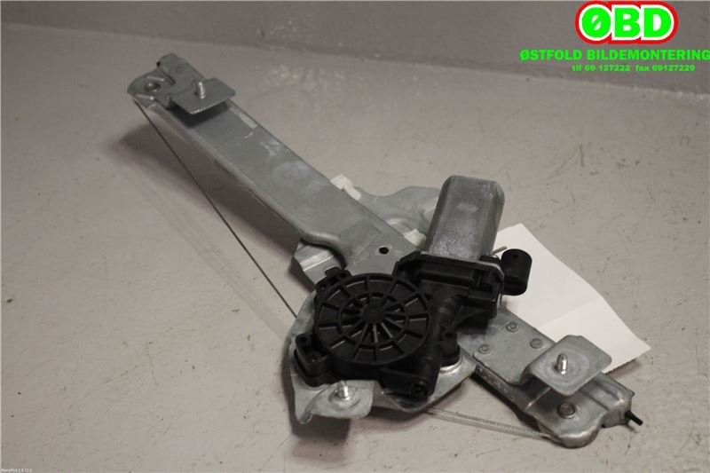 Ruteheis til Dacia Duster 2010-2017 (Type I)  (1.5 DCI K9K-898|)