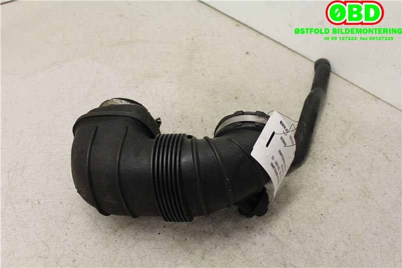 Turbo rør til Mercedes C-Klasse 2011-2014 (Fase 2) (W204) (W204) (MERCEDES|A 651 090 04 37|)