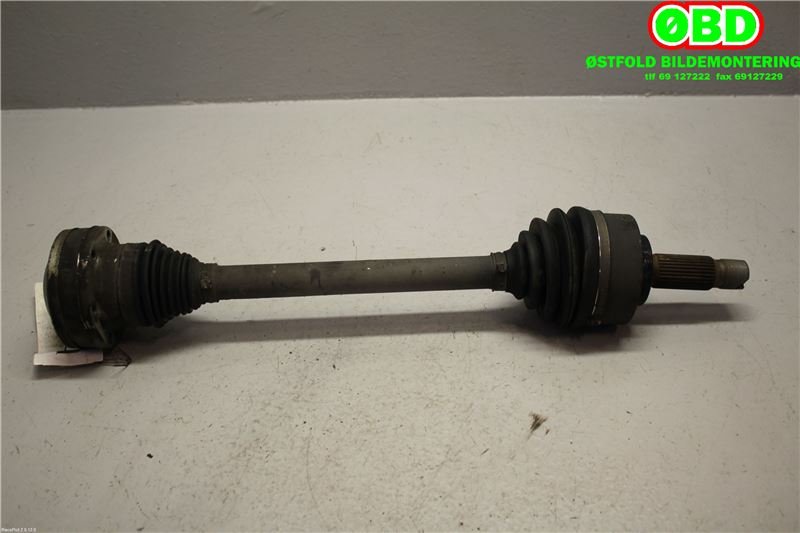 Drivaksel høyre foran til Audi A3 2003-2008 (Type II, Fase 1) (AUDI|1K0 407 454 KX||1K0407272HC)