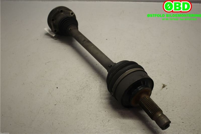 Drivaksel høyre foran til Audi A3 2003-2008 (Type II, Fase 1) (AUDI|1K0 407 454 KX||1K0407272HC)