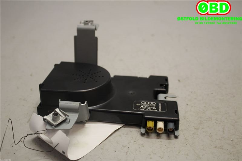 Antenne forsterker til Audi A3 2003-2008 (Type II, Fase 1)  (AUDI|8P4035225|)
