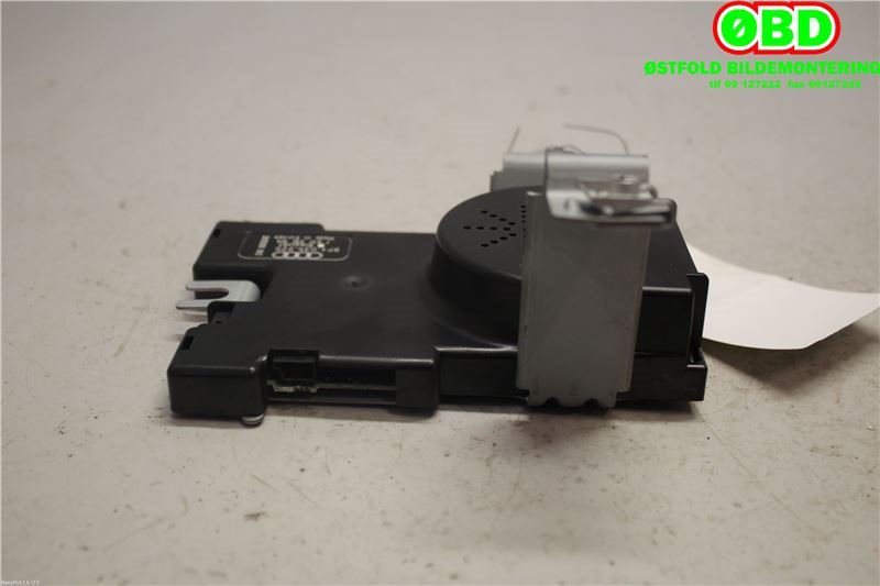 Antenne forsterker til Audi A3 2003-2008 (Type II, Fase 1)  (AUDI|8P4035225|)