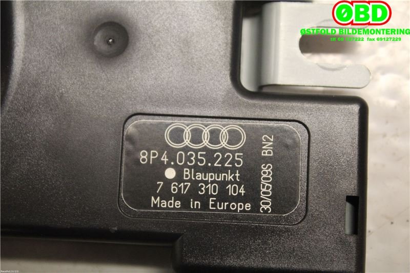 Antenne forsterker til Audi A3 2003-2008 (Type II, Fase 1)  (AUDI|8P4035225|)