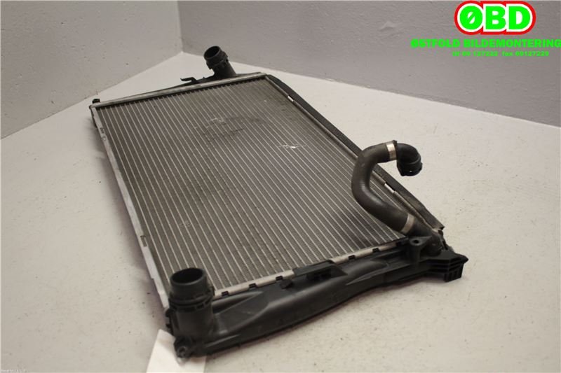 Radiator (automat gir) til BMW 1-Serie 2004-2011 (E81/E82/E87/E88) (E81/E82/E87/E88) (BMW|17 11 7 788 903|)
