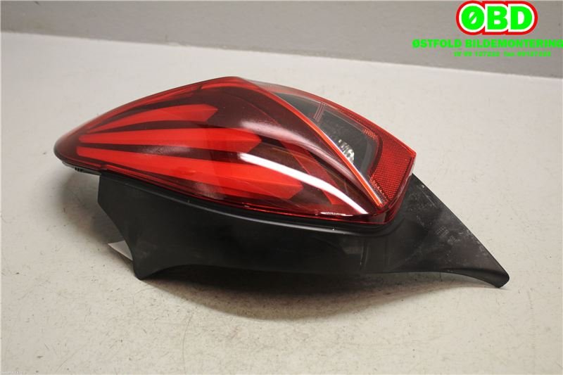 Baklykt høyre til Peugeot 208 2012-2019 (Type I)  (PEUGEOT|98 104 305 80|98 256 011 80|)