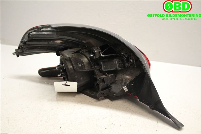 Baklykt høyre til Peugeot 208 2012-2019 (Type I)  (PEUGEOT|98 104 305 80|98 256 011 80|)