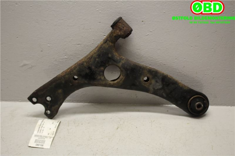 Bærebru venstre foran nedre til Toyota RAV4 2000-2006 (Type II) (TOYOTA|4806942040|)