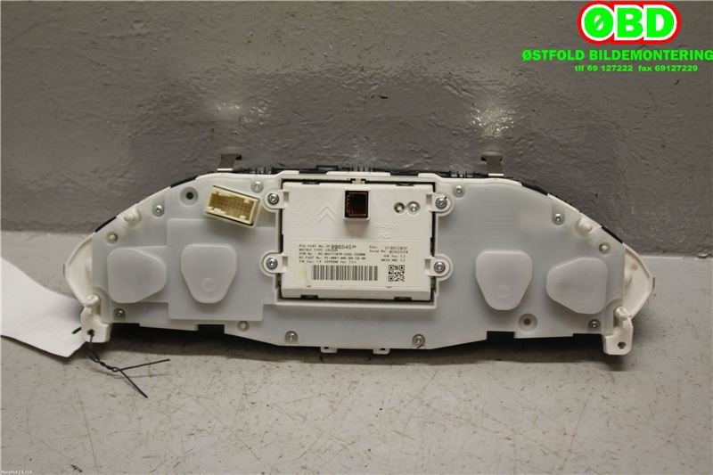 Instrumentpanel til Peugeot 208 2012-2019 (Type I)  (PEUGEOT|9801904680|9822633180|9803993180)