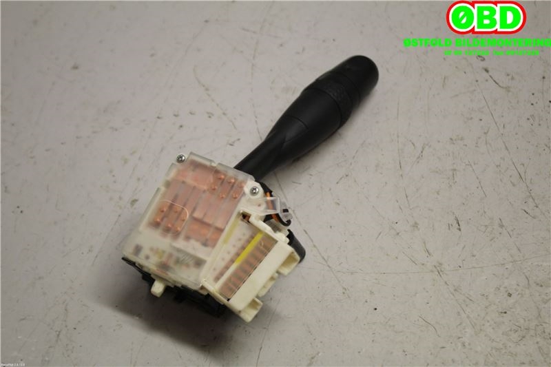 Bryter blink til Suzuki SX4 2006-2009 (Type I, Fase 1)  (SUZUKI|37210-62JA1|)