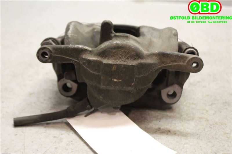 Bremsecaliper venstre foran til Mercedes A-Klasse 2012-2018 (W176) (W176) (MERCEDES|A 000 421 67 81|)