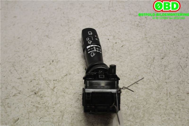 Bryter visker til Kia Sportage 2010-2016 (Type III)  (KIA|934202Y660|)