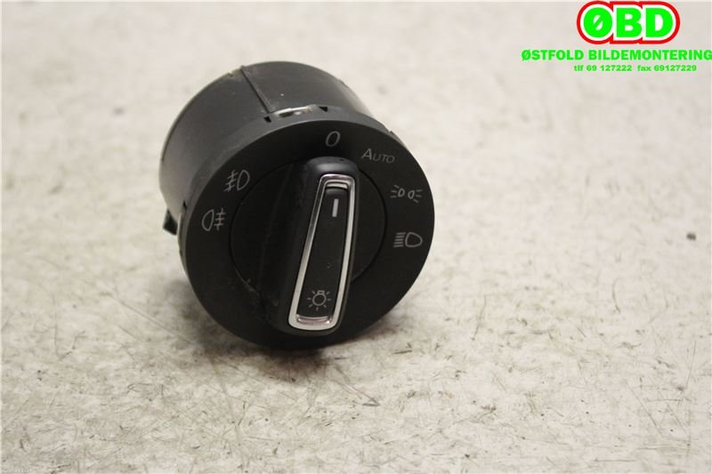 Bryter lys til VW Golf VII 2012-2017 (Fase 1) (VOLKSWAGEN|5G0 941 431 BD||5G0941431BD)