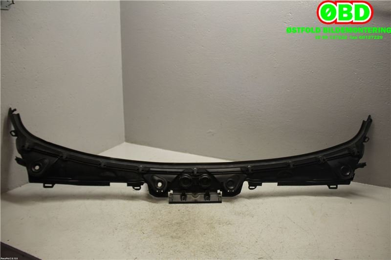 Deksel til BMW 3-Serie 2012-2018 (F30/F31/F34) (F30/F31/F34) (BMW|51 71 7 258 177|)