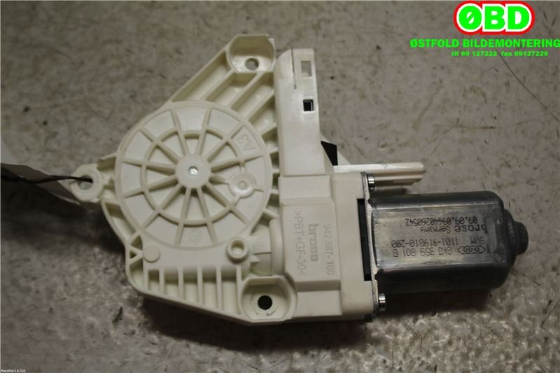 Ruteheis venstre foran til Audi Q5 2008-2012 (Type I, Fase 1)  (AUDI|8K0 959 801 B||8K0959801B)