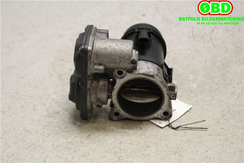 Spjeldhus til BMW 3-Serie 2012-2018 (F30/F31/F34) (F30/F31/F34) (BMW|13 54 7 810 752||13547810752)