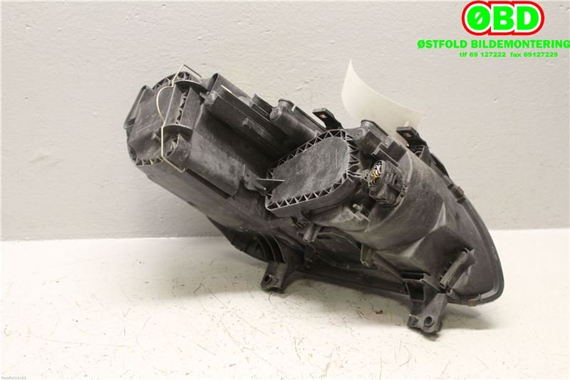 Frontlykt venstre halogen til VW Touran 2003-2006 (Type I, Fase 1) (VOLKSWAGEN|1T0 941 005 R||1T0941005F)
