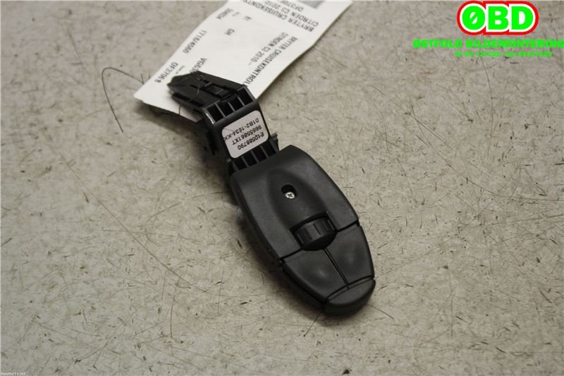 Bryter cruise control til Citroën C3 2010-2016 (Type II)  (CITROEN|6242 ZS|96 655 861 ZD|96655861XT)