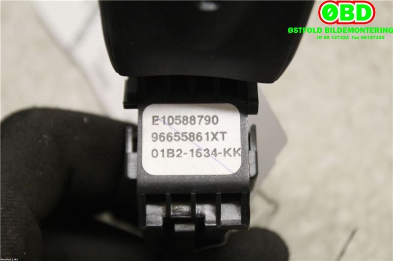 Bryter cruise control til Citroën C3 2010-2016 (Type II)  (CITROEN|6242 ZS|96 655 861 ZD|96655861XT)