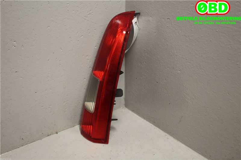 Baklykt høyre til Volvo V70 2000-2004 (Type II, Fase 1)  (VOLVO V 70|9483689|)