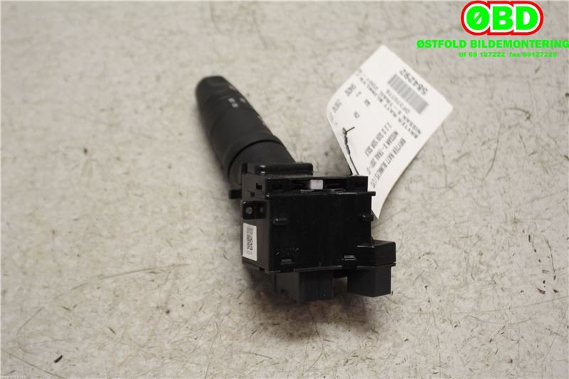 Bryter blink til Nissan X-Trail 2002-2007 (T30) (T30) (NISSAN|255408H700|)