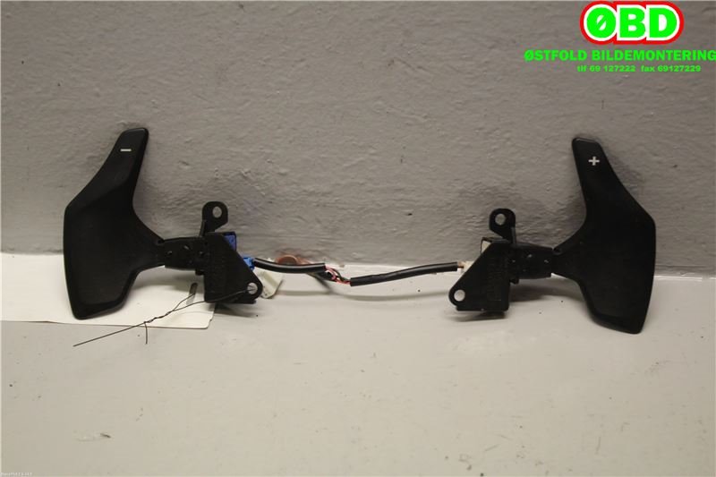 Bryter diverse til Toyota Avensis, 2009-2015 (Type III, Fase 1)  (TOYOTA|846100F020)