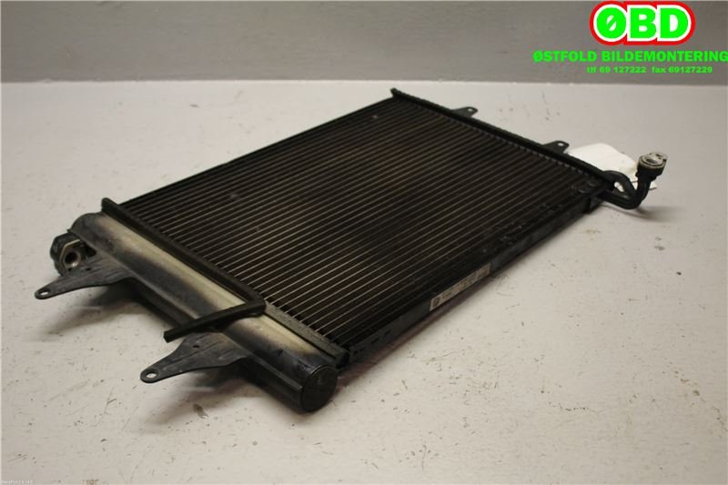 Aircondition radiator til VW Polo 2002-2005 (Type IV, Fase 1)  (VOLKSWAGEN|6Q0 820 411 K|)