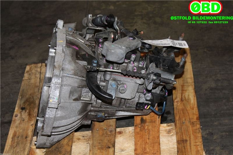 Girkasse manuell til Mitsubishi Space Star 2013-->> (Type II)  (MITSUBISHI|2500A353|)