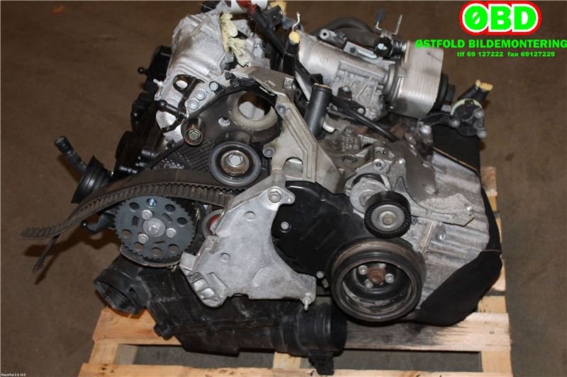 Motor diesel til VW Passat 2005-2010 (B6) (B6) (VOLKSWAGEN|03L 100 033 S|CBDC|)