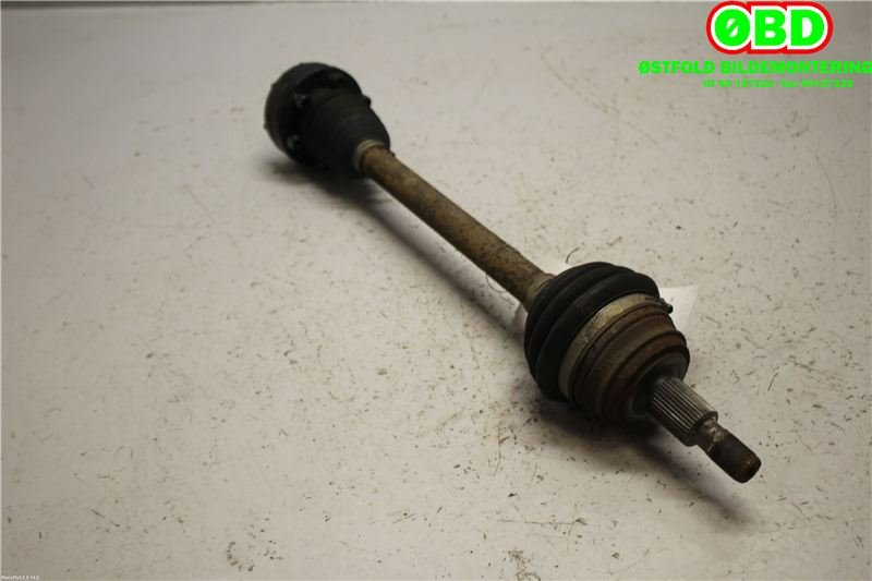 Drivaksel venstre foran til Audi A3 1996-2003 (Type I)  (AUDI|1J0 407 271 Q|)