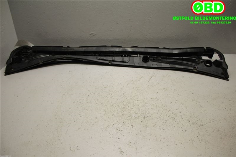 Deksel til Nissan Leaf 2011-2017 (Type I)  (NISSAN|668623NA0A|)