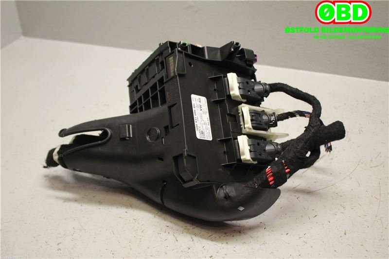 Sikringsboks til VW Golf VII 2017-2020 (Fase 2)  (VW Golf Estate 1.0|5Q0 937 615 C||5Q0937086BG)