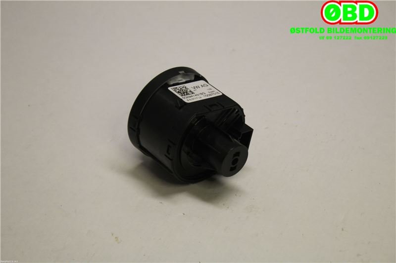 Bryter lys til VW Golf VII 2017-2020 (Fase 2)  (VW Golf Estate 1.0|5G0 941 431 BG||5G0941431BG)