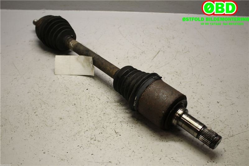 Drivaksel høyre bak til Mercedes ML 1997-2005 (W163) (W163) (MERCEDES|A 163 350 01 10|A 163 350 02 10|)