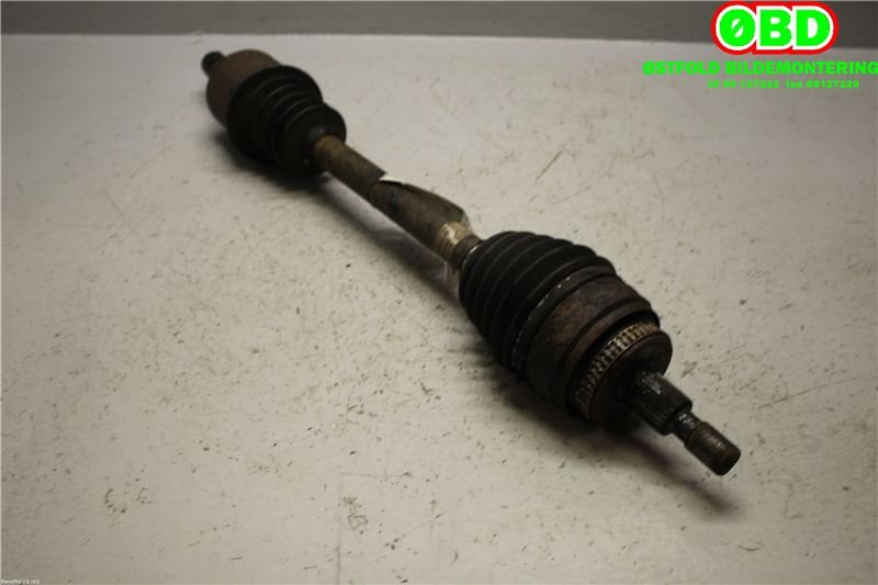 Drivaksel høyre bak til Mercedes ML 1997-2005 (W163) (W163) (MERCEDES|A 163 350 01 10|A 163 350 02 10|)