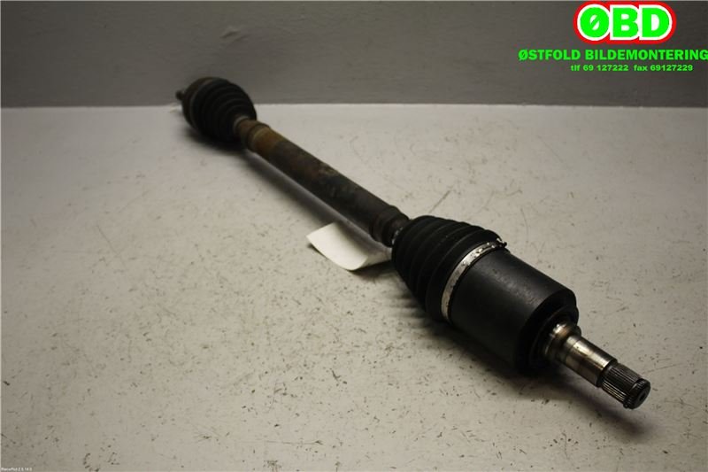 Drivaksel høyre foran til Mercedes ML 1997-2005 (W163) (W163) (MERCEDES|A 163 330 02 01|A 163 330 05 01|)