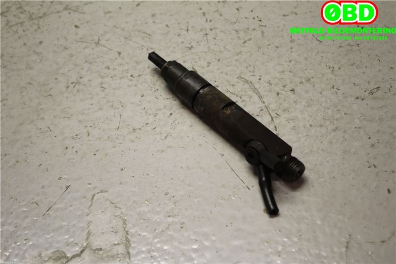 Dyse innsprøyting diesel til VW Transporter / Caravelle 1990-2003 (T4) (T4) (VOLKSWAGEN|074 130 201 C|)