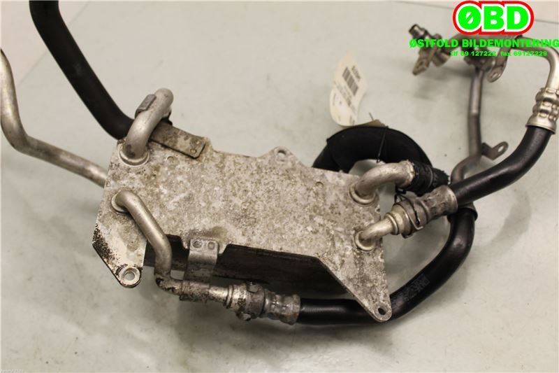 Oljekjøler til Audi A8 2010-2013 (Type III, Fase 1)  (AUDI A 8|4H0 317 021 H|4H0 317 021 R|4H0317021H)
