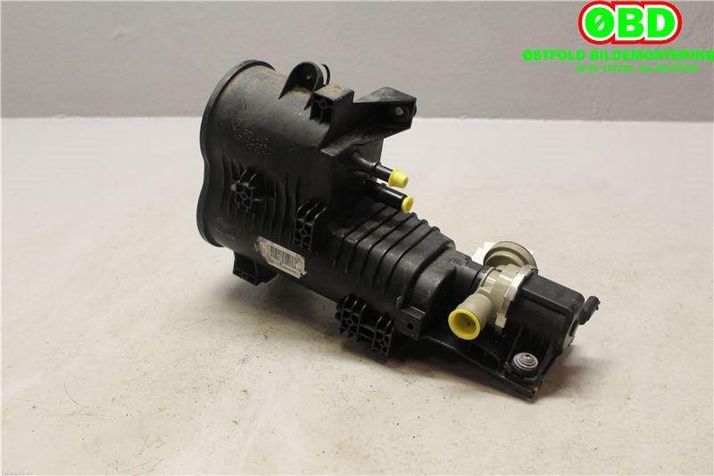 Diverse deler til BMW 2-Serie, 2014-2021 (F22/F23) (F22/F23) (BMW 2 serie|16 13 7 348 727)