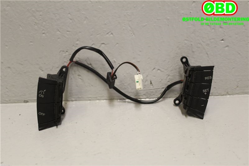 Bryter cruise control til Ford Focus, 2004-2007 (Type II, Fase 1) (FORD|1352794)