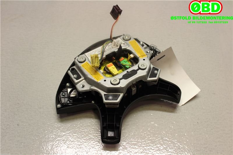 Airbag rattpute til Mercedes C-Klasse 2007-2011 (Fase 1) (W204) (W204) (MERCEDES|A 000 860 56 02||2048600202)