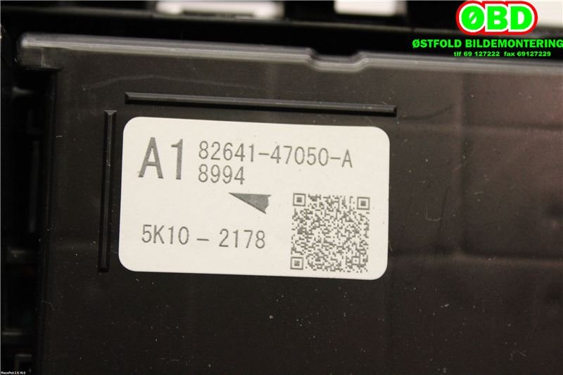 Sikringsboks til Toyota Prius 2016-2023 (Type IV) (combi) (combi) (TOYOTA PRIUS|8266647610|)
