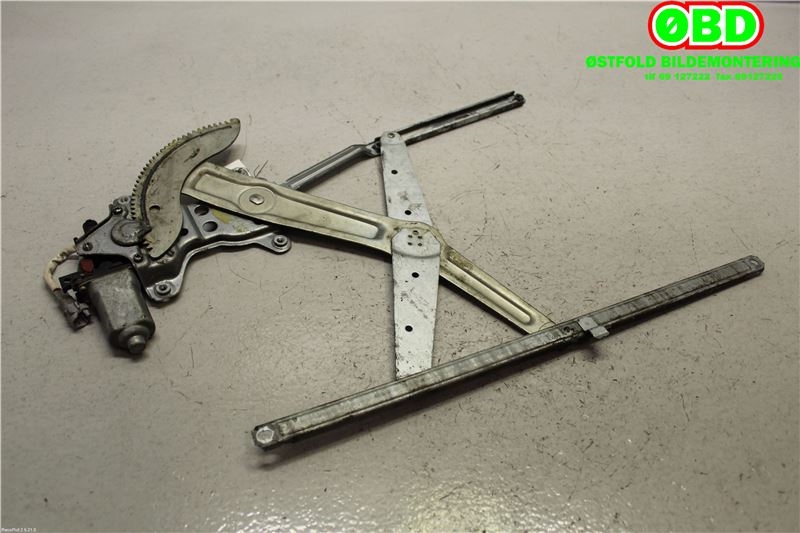 Ruteheis til Toyota Land Cruiser 100, 1998-2007  (TOYOTA|6980160060)