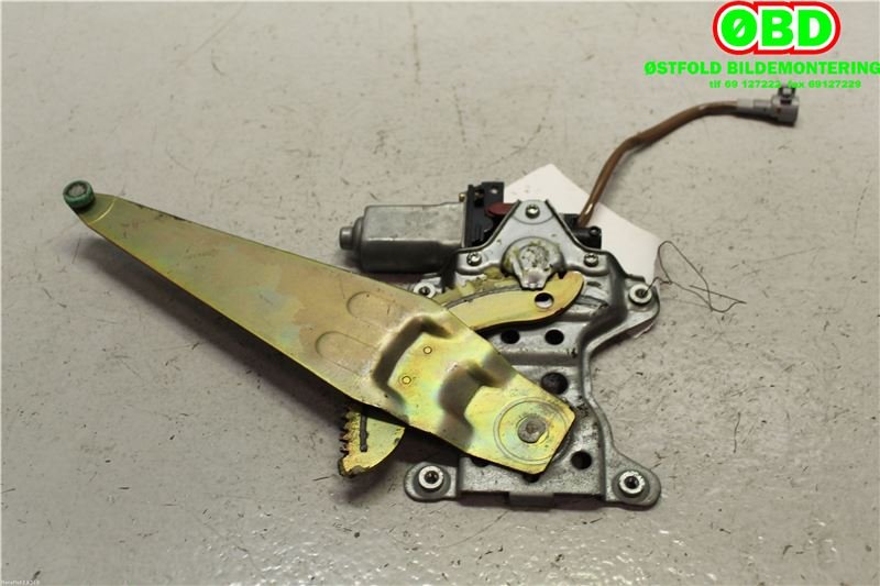 Ruteheis til Toyota Land Cruiser 100 1998-2007  (TOYOTA|6980460050|)