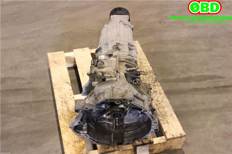 Girkasse manuell 6-trinn til Audi A4 2004-2008 (Type III) (B7) (B7) (AUDI|02X 300 044 Q|02X 300 044 QX|)